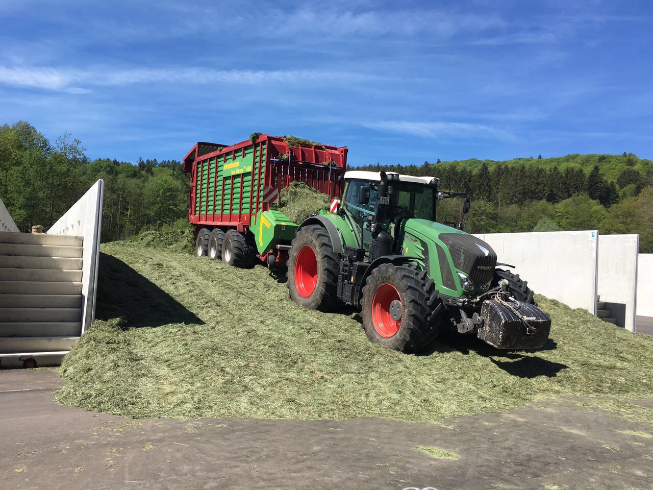 Bosch Beton - Sleufsilo met gras