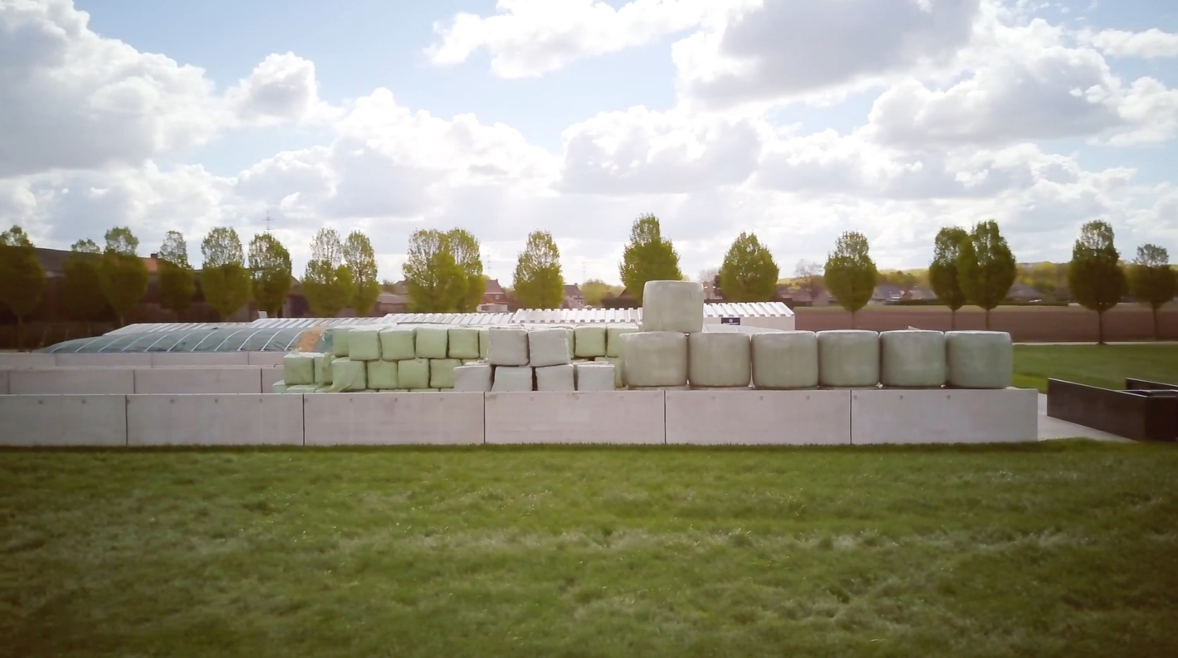 Bosch Beton - Drie sleufsilo's bij melkveehouder in Neerpelt (België)