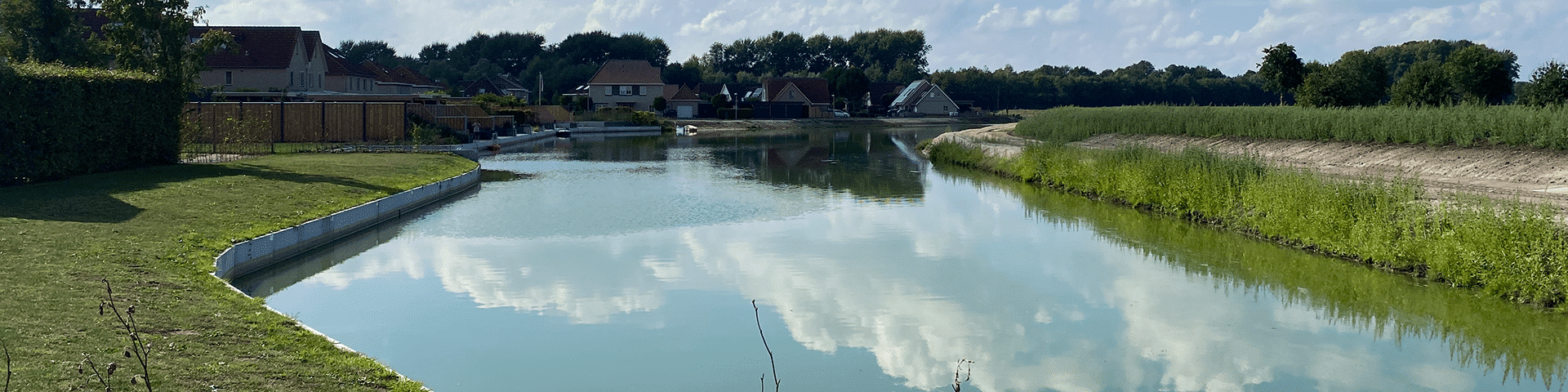 Bosch Beton - Keerwanden voor noodberging Ossehaar in Coevorden (Beeld © Waterschap Vechtstromen)