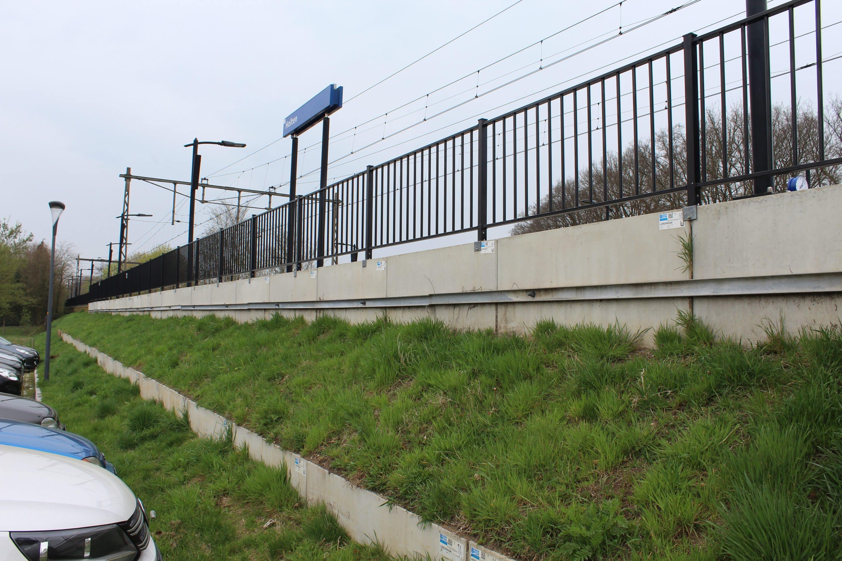 Bosch Beton Perrons Station Holten Verbreed Met Keerwanden bosch-beton-perrons-station-holten-verbreed-met-keerwanden